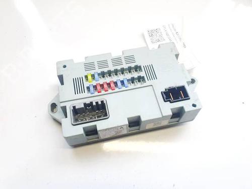 Used Fuse box Fuse box TOYOTA PRIUS (_W3_) 1.8 Hybrid (ZVW3_) (99 hp) 33565268 33565268