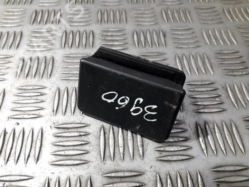 Used Ashtray Ashtray TOYOTA AVENSIS (_T22_) 2.0 D-4D (CDT220_, CDT220R) (110 hp) 35697068 35697068