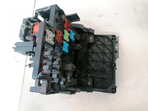 Used Fuse box Fuse box VW SHARAN (7M8, 7M9, 7M6) 1.9 TDI (110 hp) 32880082 32880082