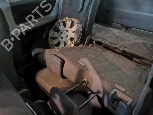 Boot lining TOYOTA YARIS (_P9_) 1.4 D-4D (NLP90_, NLP90R) | BP35073192I3  - Image 19