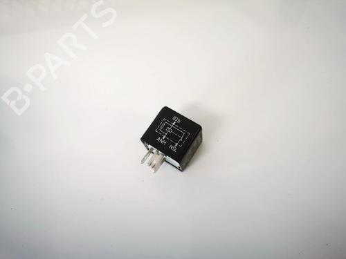 Electronic sensor AUDI 80 B4 Saloon (8C2) 1.9 TDI | BP32884102M84 - Image 3