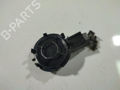 speaker-volvo-s40-ii-544-2003-2004-2005-2006-2007-2008-2009-2010-2011-2012-32540700 main image