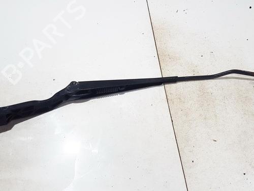 Used Front windshield wiper arm Front windshield wiper arm 33528197 33528197