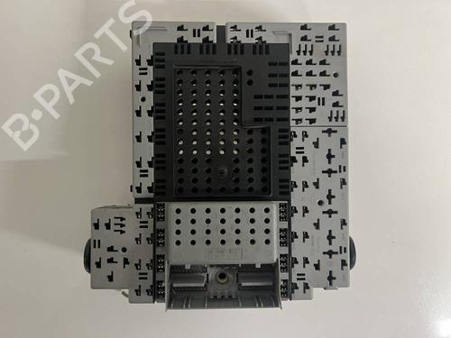 Used Fuse box Fuse box VOLVO S60 I (384) 2.4 T (200 hp) 33490306 33490306