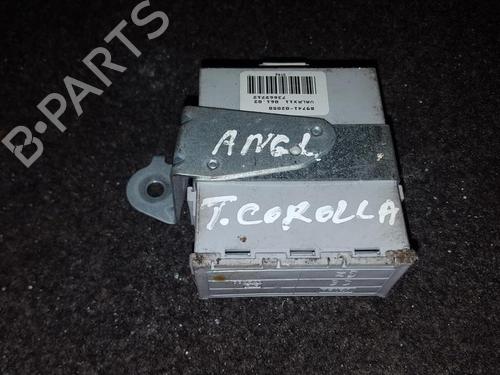 Used Electronic module Electronic module TOYOTA COROLLA Saloon (_E12_) 1.4 VVT-i (ZZE120_, ZZE120R) (97 hp) 33479614 33479614