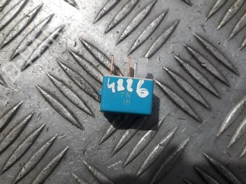 Used Electronic sensor Electronic sensor TOYOTA RAV 4 III (_A3_) 2.2 D (ALA35_) (150 hp) 33504478 33504478