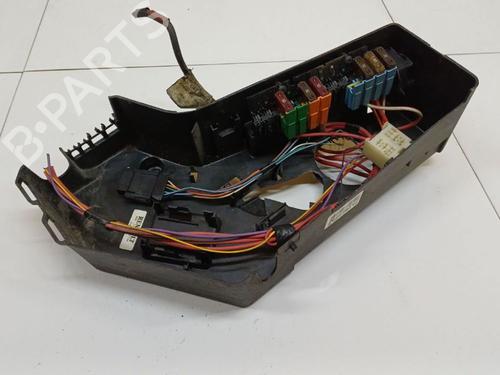 Used Fuse box Fuse box OPEL MOVANO A Bus (X70) 2.5 D (JD) (80 hp) 33488395 33488395