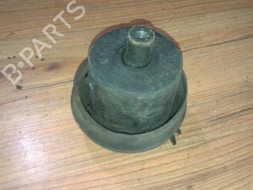 Used Engine mount Engine mount VW GOLF III (1H1) 1.9 TDI (90 hp) 33531084 33531084