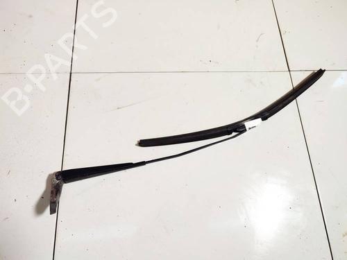 Used Front windshield wiper arm Front windshield wiper arm 32580117 32580117