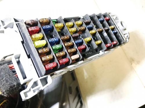 Fuse box OPEL MERIVA A MPV (X03) 1.6 16V (E75) | BP33073208E1 - Image 3