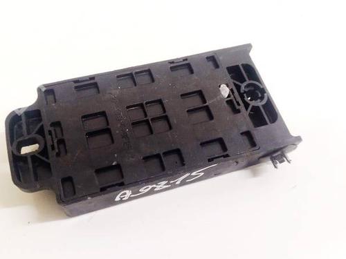 Used Fuse box Fuse box KIA SORENTO I (JC) 2.5 CRDi 4WD (140 hp) 32614279 32614279