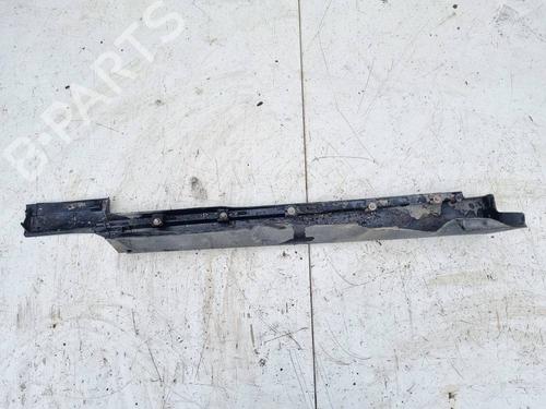 Used Right sideskirt Right sideskirt 35228138 35228138