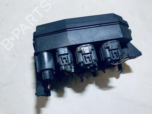 Fuse box JAGUAR X-TYPE I (X400) 2.0 D | BP33083780E1 - Image 2
