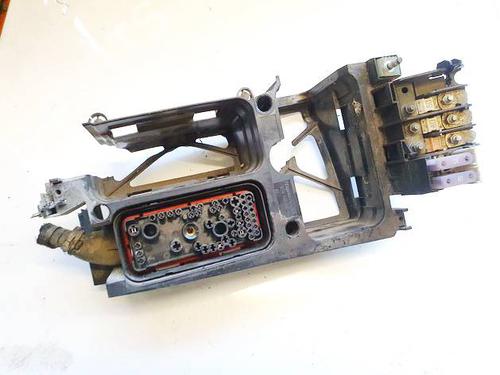 Used Fuse box Fuse box OPEL ASTRA H (A04) 1.8 (L48) (140 hp) 33098248 33098248