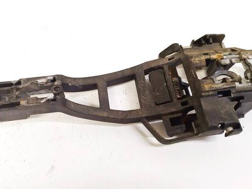 front-left-exterior-door-handle-ford-focus-iii-2010-2011-2012-2013-2014-2015-2016-2017-2018-2019-2020-34871537 main image