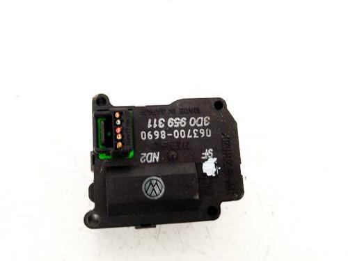 Used Electronic module Electronic module VOLVO V50 (545) 2.0 D (136 hp) 40275369 40275369