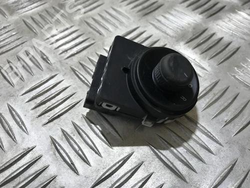 Used Mirror switch Mirror switch OPEL MERIVA B MPV (S10) 1.4 (75) (120 hp) 35679589 35679589