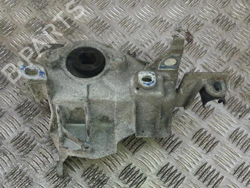 Used Engine mount Engine mount RENAULT CLIO II (BB_, CB_) 1.5 dCi (B/CB07) (65 hp) 33491550 33491550