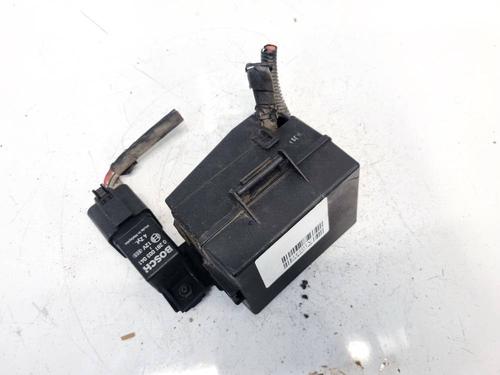 Used Fuse box CHEVROLET CAPTIVA (C100, C140) 2.0 D 4WD (150 hp) 32583744