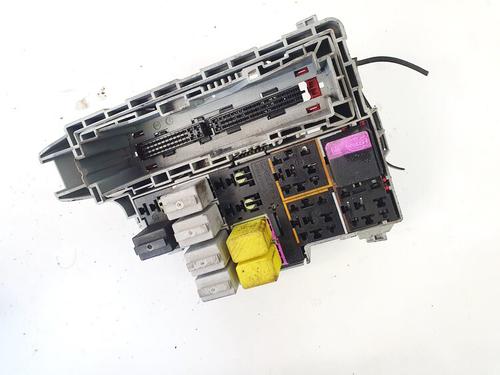 Used Fuse box Fuse box OPEL MERIVA A MPV (X03) 1.3 CDTI (E75) (75 hp) 32890029 32890029