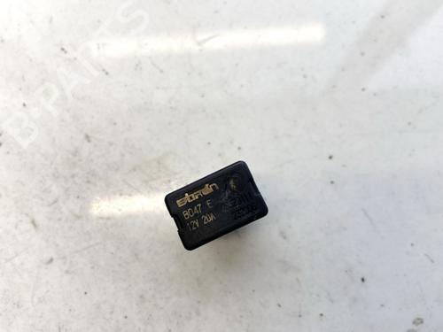 Used Electronic sensor Electronic sensor ALFA ROMEO 147 (937_) 2.0 16V T.SPARK (937.AXA1, 937.AXC1, 937.BXC1) (150 hp) 32891847 32891847