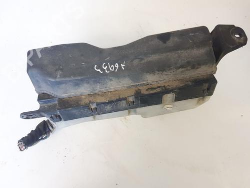 Used Fuse box Fuse box 33093969 33093969