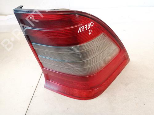 Used Right taillight Right taillight MERCEDES-BENZ C-CLASS (W202) C 220 D (202.121) (95 hp) 35467015 35467015