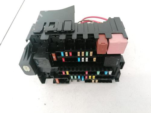 Used Fuse box Fuse box RENAULT LAGUNA III (BT0/1) 2.0 16V (BT05, BT0F, BT0W) (140 hp) 32915416 32915416