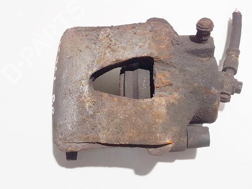 Used Right front brake caliper Right front brake caliper VW BORA I (1J2) 1.9 TDI (90 hp) 35875421 35875421
