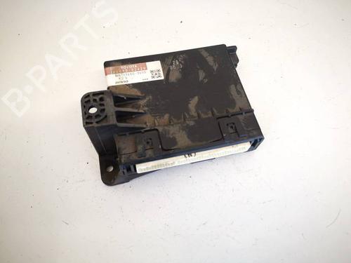 Used Electronic module Electronic module TOYOTA AURIS (_E15_) 1.6 (ZRE151_, ZRE151R) (124 hp) 32964301 32964301