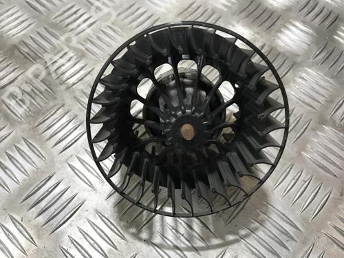 Used Heater blower motor Heater blower motor MERCEDES-BENZ M-CLASS (W163) ML 270 CDI (163.113) (163 hp) 35682683 35682683