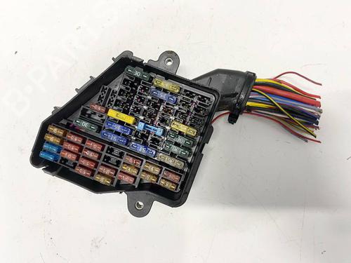 Fuse box AUDI A4 B5 (8D2) 2.5 TDI | BP32581464E1 - Image 4
