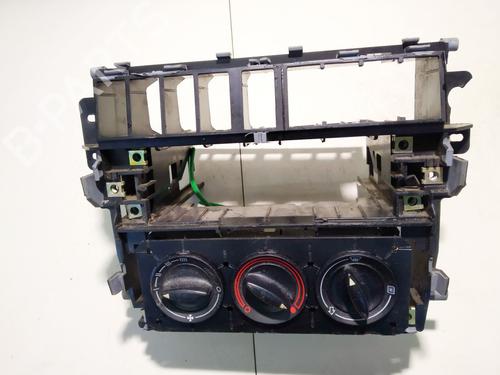 Used Climate control Climate control AUDI A4 B5 (8D2) 1.9 TDI (90 hp) 35881911 35881911