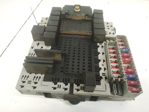 Used Fuse box Fuse box VOLVO S80 I (184) 2.4 (170 hp) 32897847 32897847
