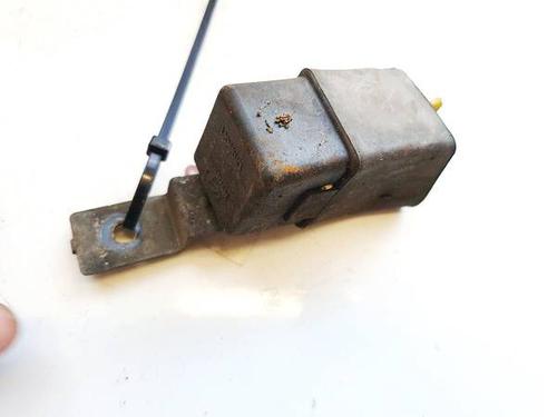 Electronic sensor HYUNDAI H-1 / STAREX Bus (A1) 2.5 CRDi | BP32957253M84 - Image 2