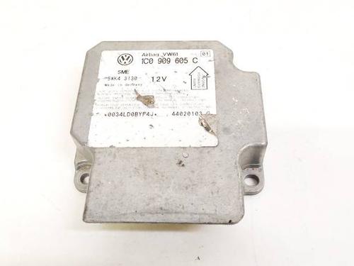 Used ECU airbags ECU airbags AUDI A4 B5 (8D2) 1.8 (125 hp) 32928944 32928944
