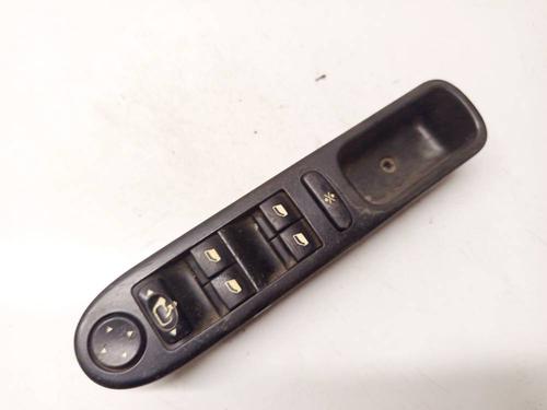 Used Switch Switch PEUGEOT 307 (3A/C) 2.0 HDi 110 (107 hp) 33489213 33489213