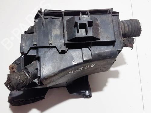 Used Fuse box Fuse box OPEL CORSA C (X01) 1.3 CDTI (F08, F68) (70 hp) 33106254 33106254