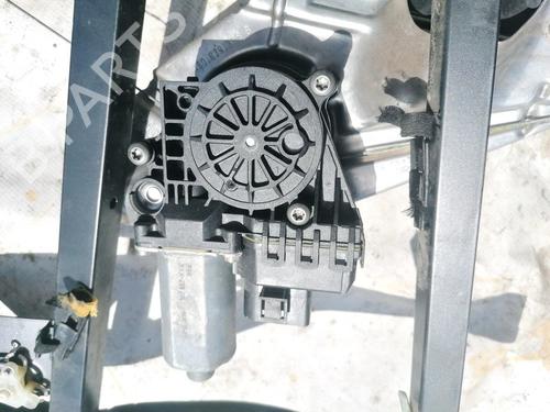 Used Right rear window motor Right rear window motor 35417757 35417757
