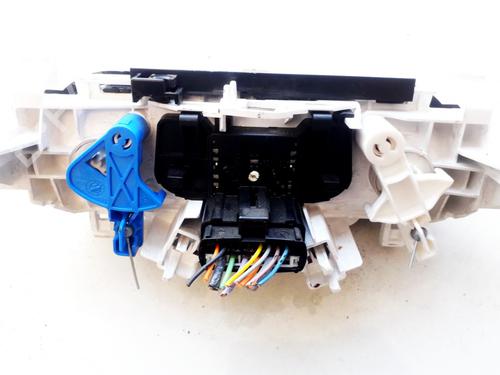 Climate control RENAULT TWINGO II (CN0_) 1.2 (CN0D) | BP35863025I5 - Image 2