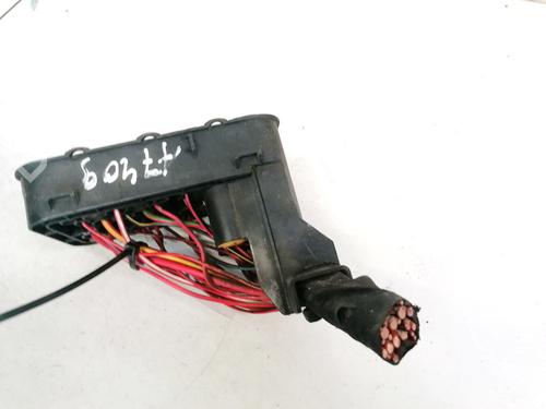 Fuse box VW PASSAT B6 (3C2) 2.0 TDI | BP32904981E1 - Image 2