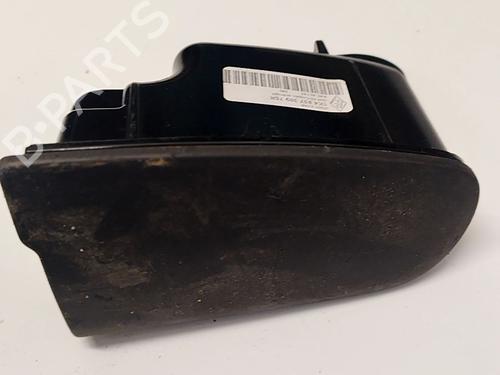 Cenicero Cenicero VW GOLF V (1K1) 1.9 TDI (90 hp) 34779559 34779559