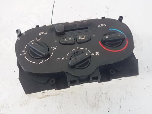 Used Climate control Climate control PEUGEOT 206 SW (2E/K) 1.4 HDi (68 hp) 35628813 35628813