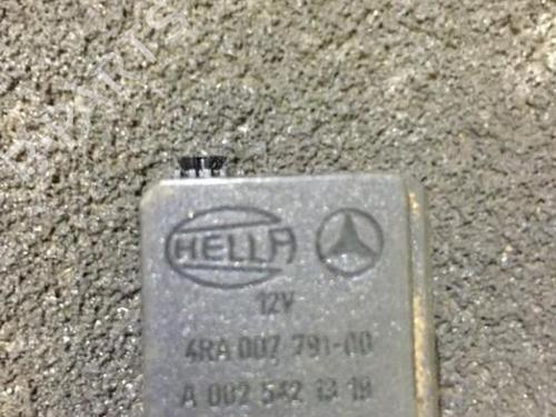 Used Electronic sensor Electronic sensor MERCEDES-BENZ A-CLASS (W168) A 140 (168.031, 168.131) (82 hp) 33482584 33482584