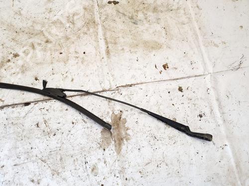 Used Front windshield wiper arm Front windshield wiper arm VW VENTO (1H2) 1.8 (75 hp) 32885388 32885388