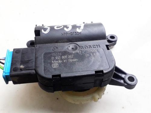 Used Electronic module Electronic module SKODA ROOMSTER (5J7) 1.4 TDI (80 hp) 33527779 33527779