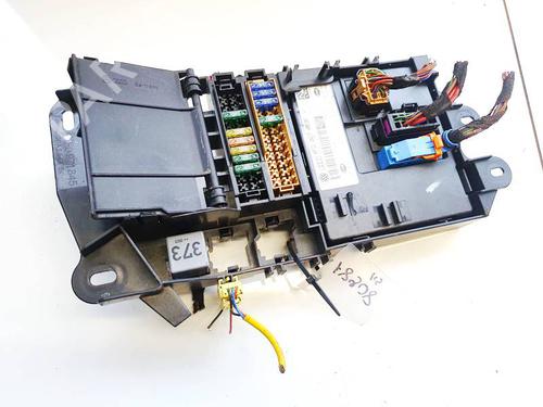 Used Fuse box Fuse box AUDI A6 C6 (4F2) 3.2 FSI (255 hp) 32937515 32937515