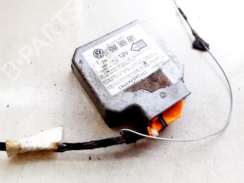 Used ECU airbags ECU airbags VW PASSAT B3/B4 Variant (3A5, 35I) 1.9 TDI (90 hp) 33518605 33518605