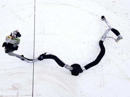 Used AC pipe AC pipe VOLVO S60 II (134) DRIVe / D2 (114 hp) 33066435 33066435