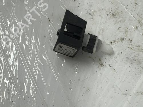 Used Washer pump Washer pump BMW i3 (I01) Range Extender (170 hp) 40164952 40164952